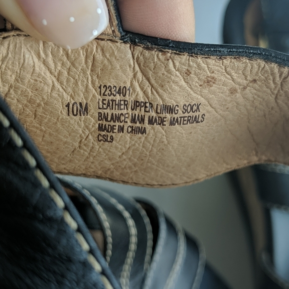 Black Leather Wedged Heel Sandal - Picture 8 of 10